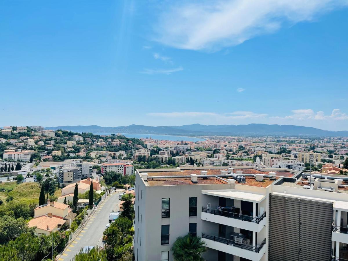 Tres Bel Appartement -Residence Avec Piscine Sur Le Toit Et Vue Panoramique Saint-Raphaël Dış mekan fotoğraf